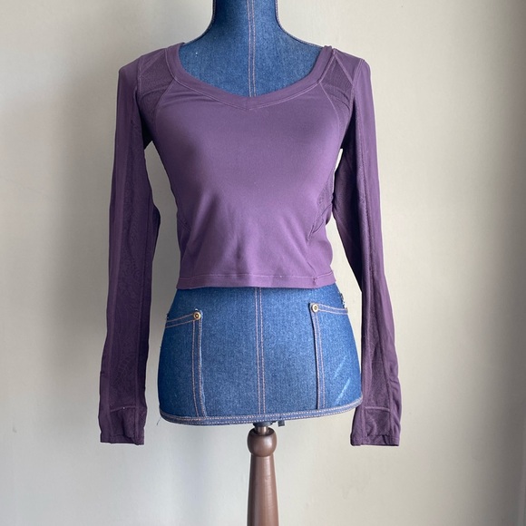 Athleta Tops - Athleta exercise Top